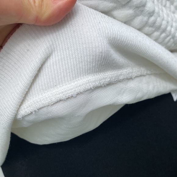 Patterned autumn sweater - Picture 9 of 10